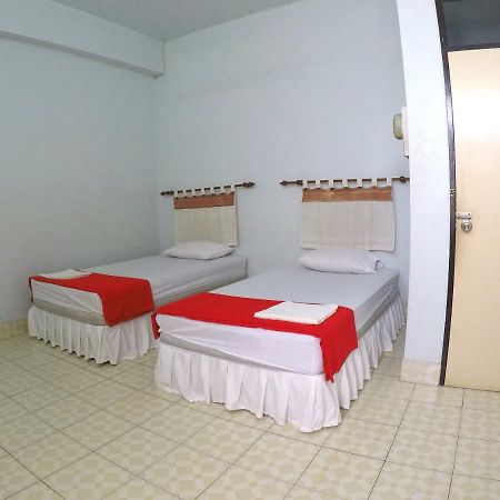 Fame Guesthouse Csumphon Kültér fotó