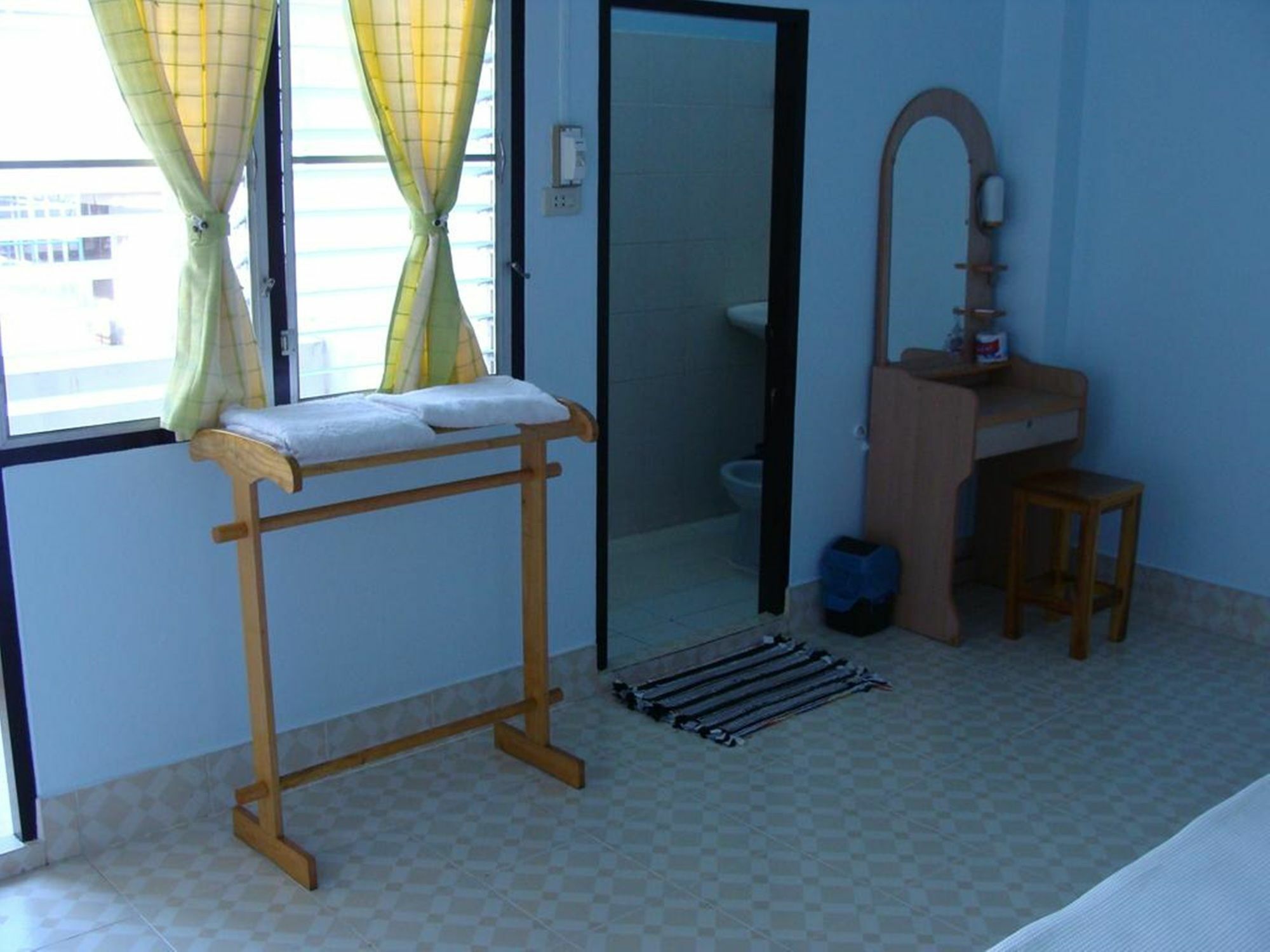Fame Guesthouse Csumphon Kültér fotó
